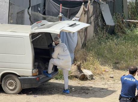 Bağcılar'da dehşet! Bagajdan ceset çıktı: Çocuklar merak edi
