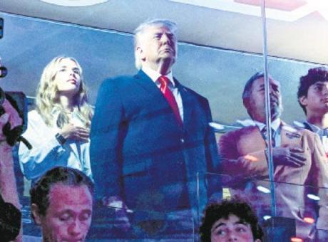 NBA maçı öncesi protesto edildi