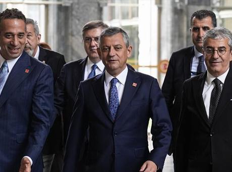 Son dakika! Özgür Özel'in peşinde olduğu parti! DS