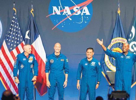 ‘NASA, Dünya’da kadın yok mu?’