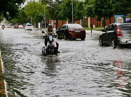AFAD'dan 22 il için sarı kodlu meteorolojik uyarı! Sel ve dolu riskine dikkat