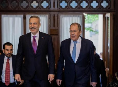 Dışişleri Bakanı Hakan Fidan, Moskova'da Rus mevkidaşı Lavrov ile bir araya geldi Dışişleri Bakanı Hakan Fidan, Moskova'da Rus mevkidaşı Lavrov ile bir araya geldi