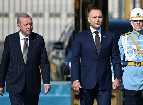 Cumhurbaşkanı Erdoğan, Polonya Cumhurbaşkanı Nawrocki'yi Külliye'de resmi törenle karşıladı