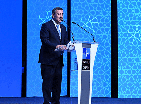 Cumhurbaşkanı Yardımcısı Yılmaz: Müttefikler arasındaki kısıtlamaları ve yaptırımları masadan temizlemeliyiz