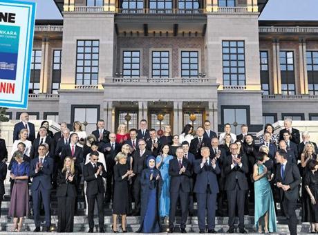3 noktadan dünyaya mesaj