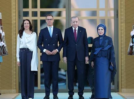 Stubb ve Carney ile görüştü