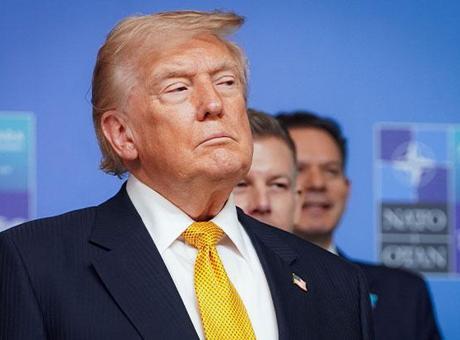 Ankara'da tarihi karar! Trump bizzat duyurdu: Suriye 47 yıl sonra 'teröre destek veren devletler listesinden' çıkıyor