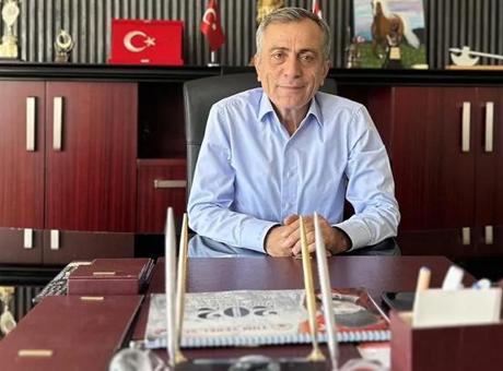 Tufanbeyli Belediye Başkanı Ahmet Aktürk, rahatsızlanması nedeniyle hastaneye kaldırıldı