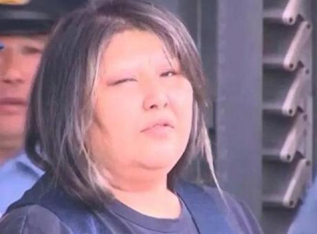 Japonya'da film gibi olay! Ev arkadaşının ağzını iple dikti