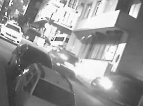 İstanbul'da korku dolu anlar! Araçtan rastgele ateş açtılar