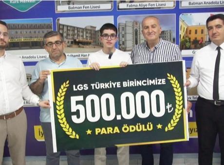 LGS'de 500 tam puan aldı, 500 bin lira ödülle karşılandı! Başarısının sırrını açıkladı