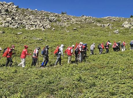 Sivas'ta 15 Temmuz şehitleri anısına Yıldız Dağı'na tırmanış gerçekleştirildi