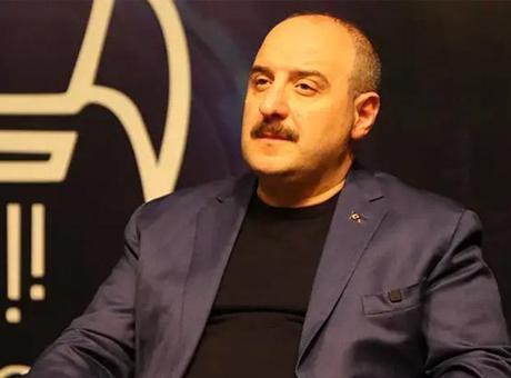 Mustafa Varank'tan Hüseyin Çelik'e 15 Temmuz yanıtı: FETÖ postacısı