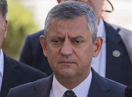 Özgür Özel'den 15 Temmuz yorumu: 'Tiyatro miyatro değil, bal gibi darbe' diyen kişiyim! Fikrim değişmedi