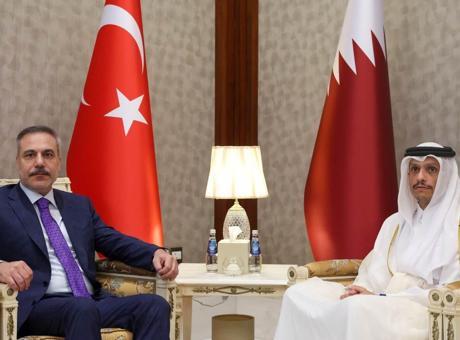 Dışişleri Bakanı Hakan Fidan, Katar Başbakanı ve Dışişleri Bakanı Al Sani ile görüştü