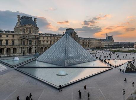 Büyük soygunla sarsılmıştı! Fransa'daki Louvre Müzesi ile ilgili flaş gelişme: 'Tamamen kaldırıldı'