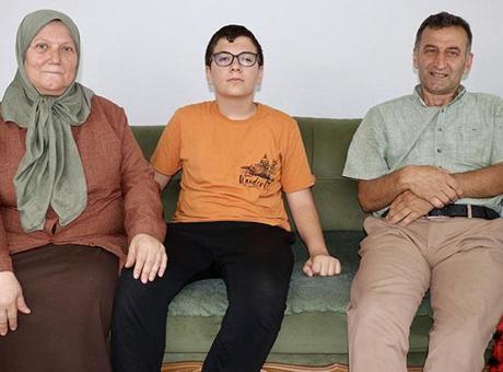 Trabzonlu dede torunu için YKS'ye girdi, birincilik gururu yaşadı