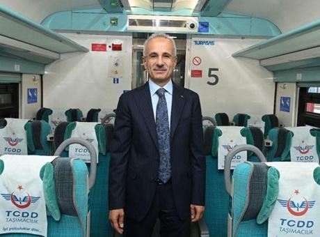 Bakan Uraloğlu: Eskişehir-İstanbul YHT Hattı ile 62,9 milyon yolcuya hizmet verdik