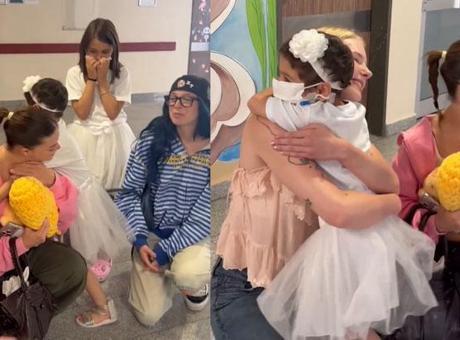 Manifest'ten unutulmayacak sürpriz! Kanser tedavisi gören Almira'nın hayali gerçek oldu