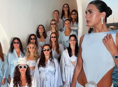 20 kişilik Mikonos tatilinin sırrı ortaya çıktı! Sibil Çetinkaya'dan çok konuşulacak itiraf