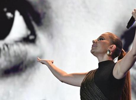 Nevşehir Kültür Yolu Festivali'nde Merve Özbey rüzgarı!