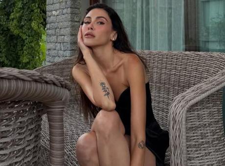 ‘17’lerin ablası değil arkadaşıyım’