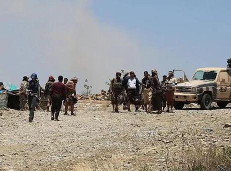 Yemen'de gerilim yeniden tırmanıyor! Husilere ait mevziler vuruldu