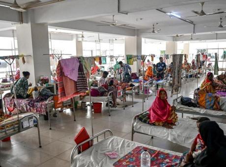 Bangladeş'te kızamık alarmı! Can kaybı 885'e yükseldi Bangladeş'te kızamık alarmı! Can kaybı 885'e yükseldi