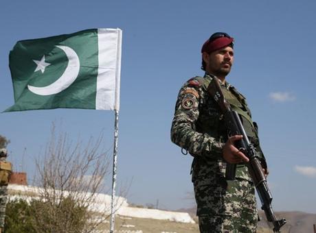 Pakistan'da terör operasyonu! 18 militan etkisiz hale getirildi Pakistan'da terör operasyonu! 18 militan etkisiz hale getirildi