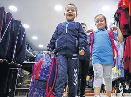 Okul kıyafetinde ‘resmi satıcı’ şartı