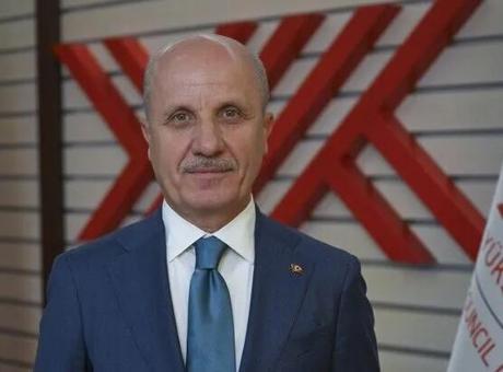 YÖK Başkanı Özvar'dan üniversiteye yerleşen öğrencilere çağrı