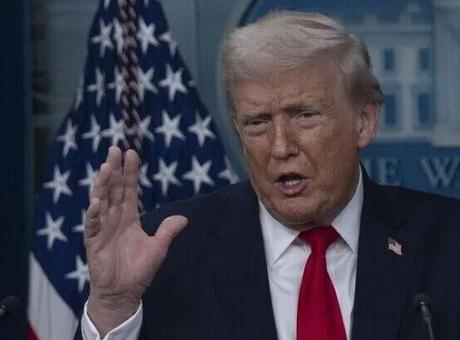 Trump, Kanada sınırındaki Ontario Gölü'nün adını 'Amerika Gölü' olarak ilan etti! Trump, Kanada sınırındaki Ontario Gölü'nün adını 'Amerika Gölü' olarak ilan etti!