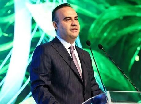 Bakan Kacır, yılın ikinci çeyreğine ilişkin büyüme verilerini değerlendirdi