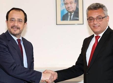 Kıbrıs'ta KKTC Cumhurbaşkanı Erhürman ile GKRY lideri Hristodulidis görüşmesi ertelendi