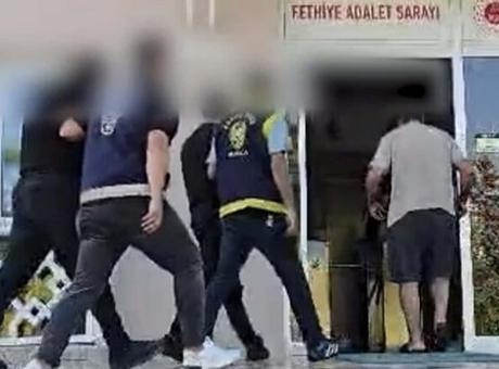 Muğla merkezli 3 ilde sanal fuhuş çetesine operasyonda 7 tutuklama