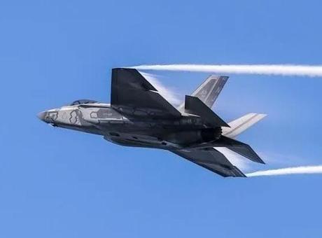 SON DAKİKA | ABD Suudi Arabistan'a 24,3 milyar dolar değerinde 48 adet F-35 savaş uçağı satacak
