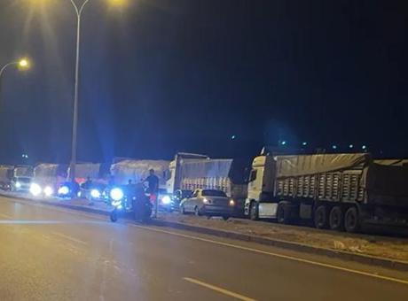 Cilvegözü Sınır Kapısı'nda TIR şoförlerinin kavgası kanlı bitti! 3 yaralı