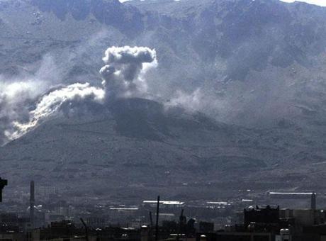 Yemen'deki Husiler, Suudi Arabistan'ın başkenti Riyad'daki bazı noktaları hedef aldı