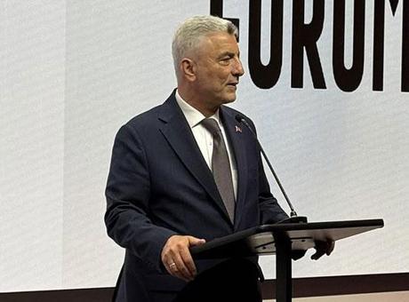 Bakan Bolat: Türkiye güçlü üretim kapasitesiyle küresel yatırımcılar için önemli fırsatlar sunuyor