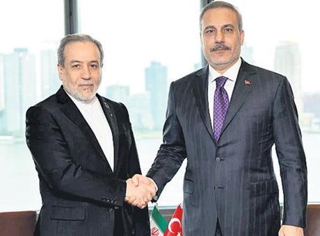 Fidan, Arakçi ile New York’ta görüştü Fidan, Arakçi ile New York’ta görüştü