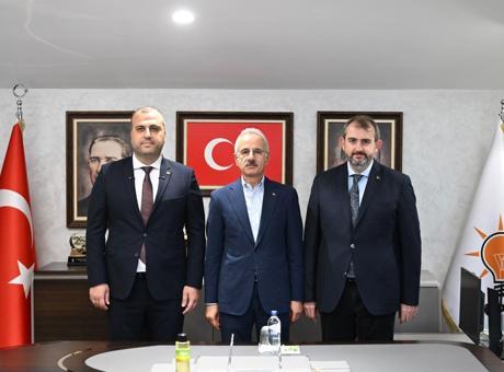 Bakan Uraloğlu: İstanbul’un 600 kilometre daha metroya ihtiyacı var
