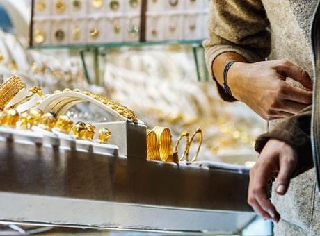 Eşine 'şirket beni Çin'e gönderiyor' dedi! Kapalıçarşı'da milyonluk vurgun