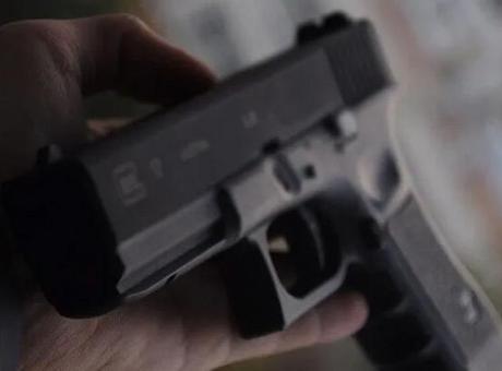 Emniyet'ten ruhsatlı silah sahiplerine mesaj: Kilitli yerlerde muhafaza edin