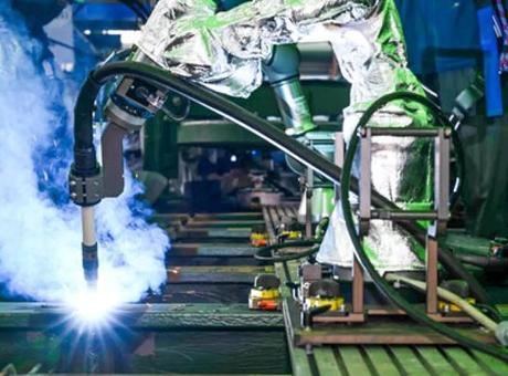 Çin'e yetişme çabası: Gemi inşasında robot kullanımı artıyor Çin'e yetişme çabası: Gemi inşasında robot kullanımı artıyor
