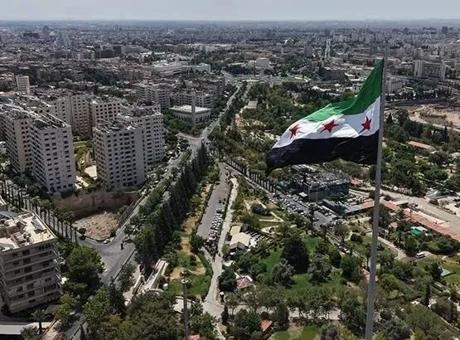 Suriye İçişleri Bakanlığı, terörist 'Mihraç Ural'ın yardımcısı Cemal Trablusi’yi yakaladığını açıkladı Suriye İçişleri Bakanlığı, terörist 'Mihraç Ural'ın yardımcısı Cemal Trablusi’yi yakaladığını açıkladı