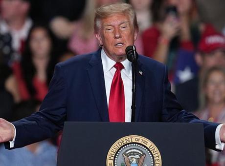 Son dakika...ABD Başkanı Trump neye uğradığını şaşırdı! Defalarca kez yuhalandı: 'Sorun mu görmek istiyorsunuz?'