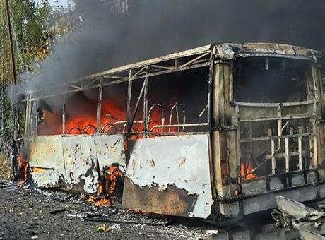 Rusya, Ukrayna'da otobüs durağını vurdu! Çok sayıda ölü ve yaralı var Rusya, Ukrayna'da otobüs durağını vurdu! Çok sayıda ölü ve yaralı var