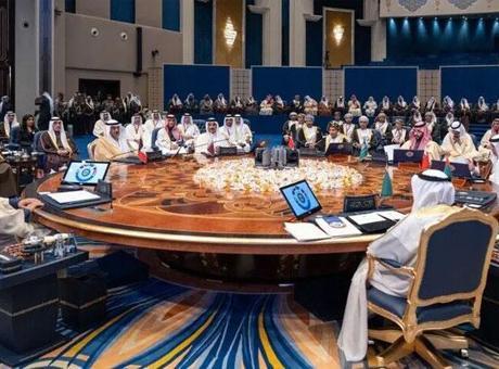 Riyad'da yapılması planlanan AB-KİK Zirvesi ertelendi Riyad'da yapılması planlanan AB-KİK Zirvesi ertelendi
