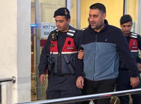 İçişleri Bakanlığı duyurdu: Çukurova Belediye Başkanı Emrah Kozay görevden uzaklaştırıldı
