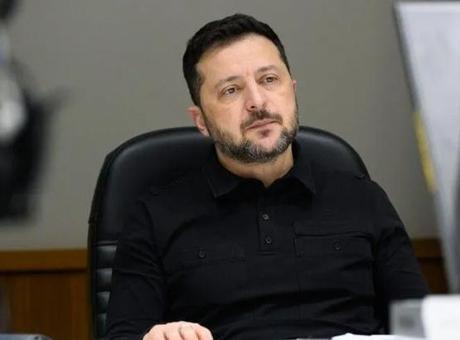 Zelenskiy kırmızı çizgisini açıkladı: Toprak meselesi sadece liderler düzeyinde görüşülebilir Zelenskiy kırmızı çizgisini açıkladı: Toprak meselesi sadece liderler düzeyinde görüşülebilir
